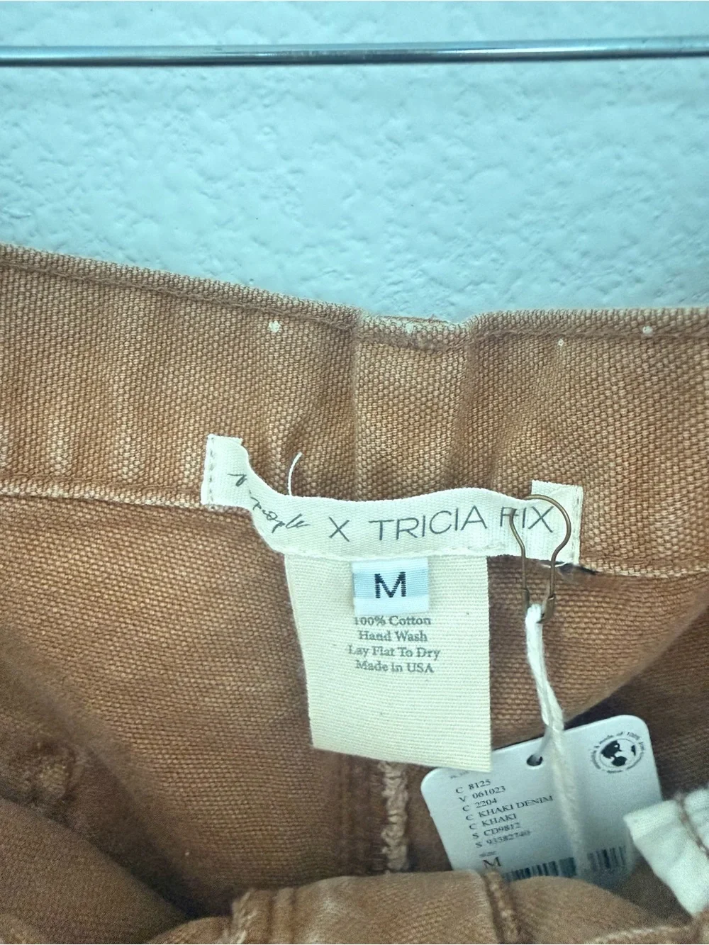 Tricia Fix Double Patched Carhartt Shorts - Picture 5 of 6